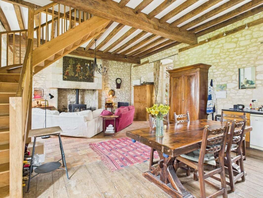 Maison en pierre magnifiquement rénovée près d'un village - photo 5