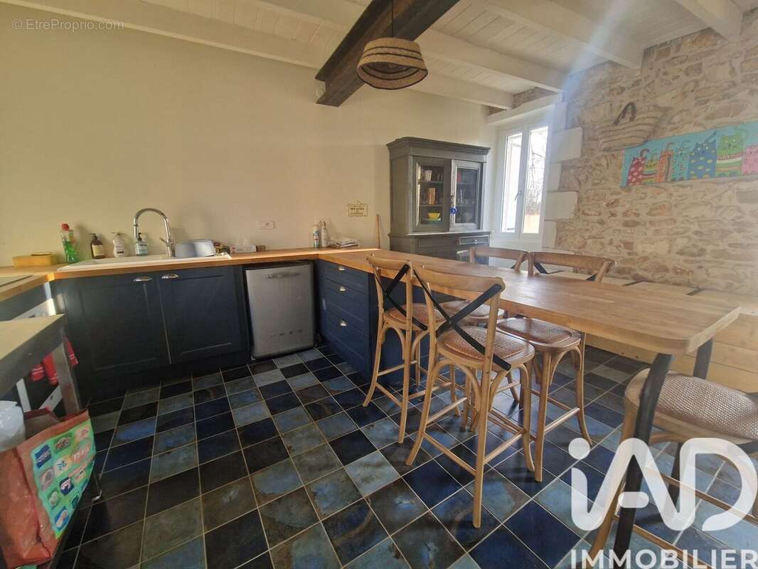 Photo 4 - Maison à CHAZELLES