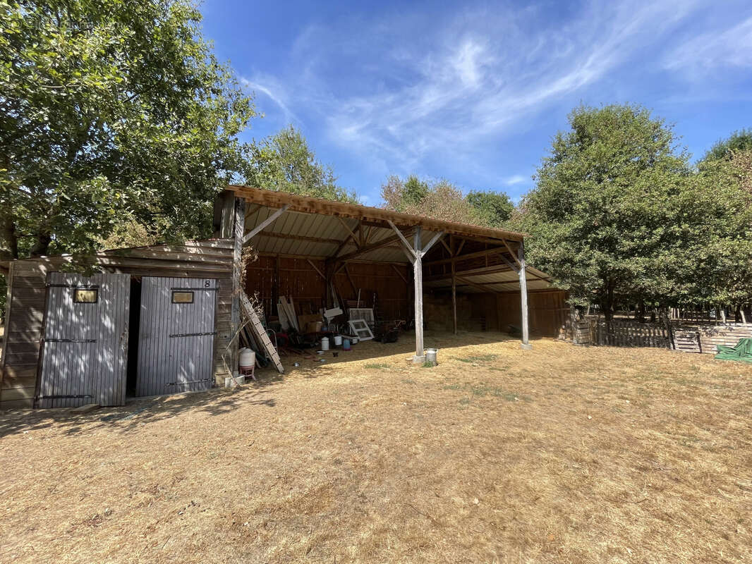 Propriete equestre sur yvre l évêque - photo 3