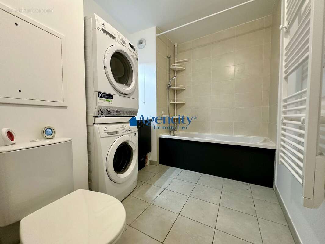 Appartement à SAINT-THIBAULT-DES-VIGNES