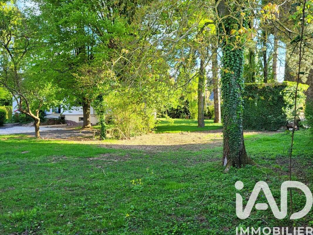 Maison 158 m² à Frieres-Faillouel  - photo 8