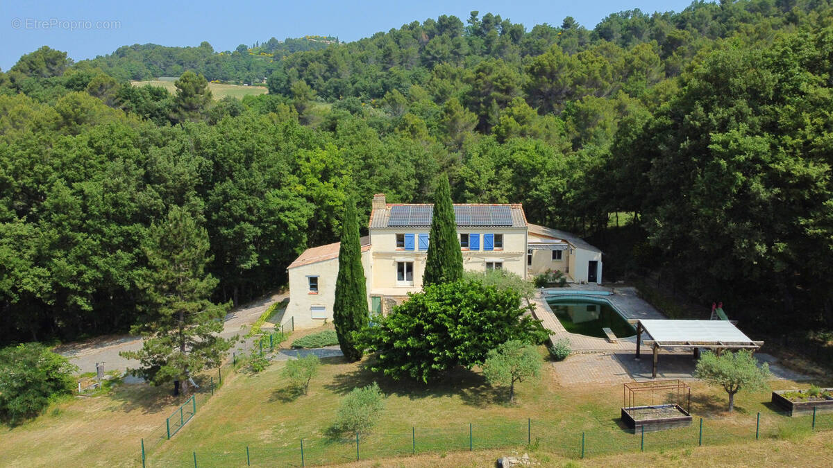 Maison à PIERREVERT