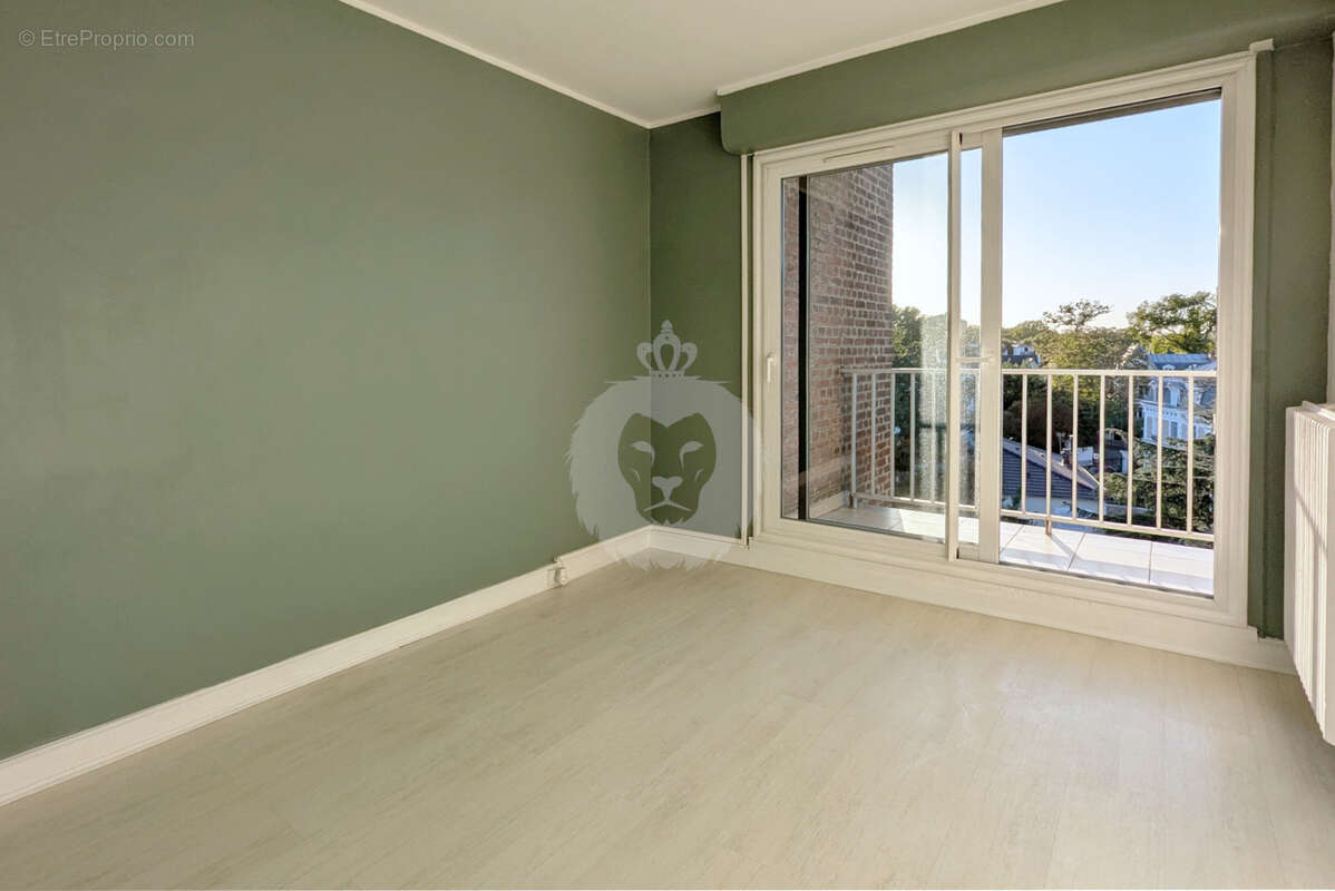 Appartement à SAINT-MAUR-DES-FOSSES