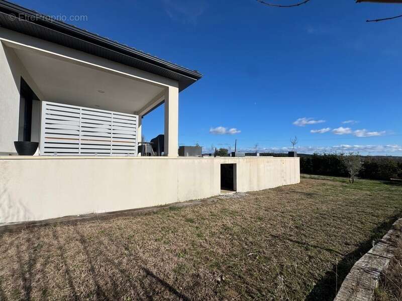 Maison à RIBAUTE-LES-TAVERNES