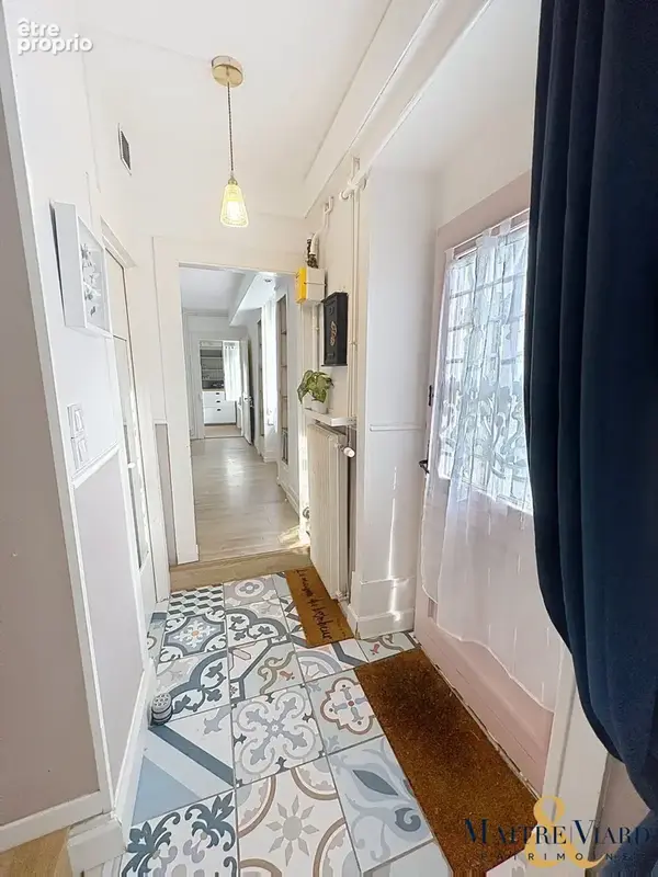 Appartement 4 pièces 95 m² à vendre à Vesoul (70000) - photo 2