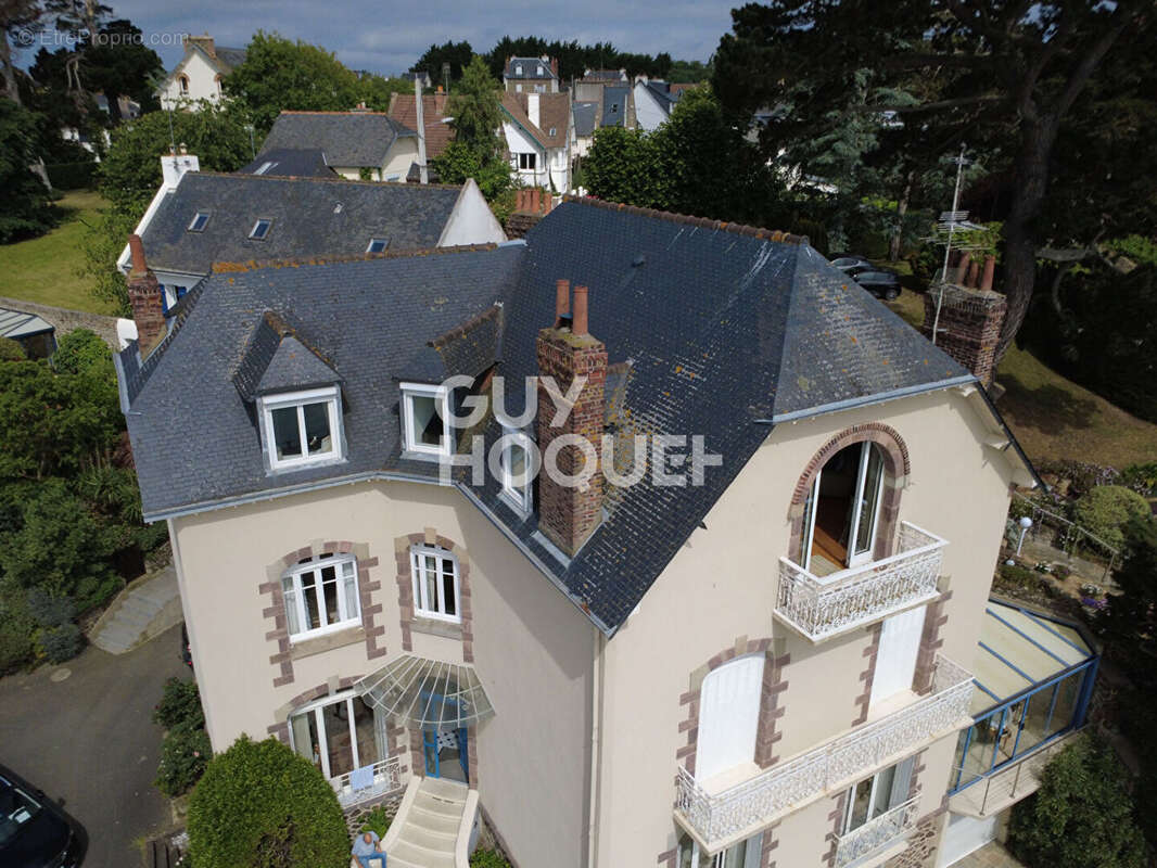 Appartement à ETABLES-SUR-MER