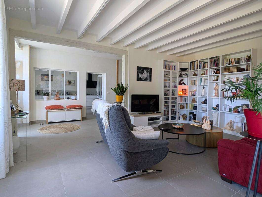 Maison Marignac Laspeyres 348 m2 avec jardin et dépendance - photo 2