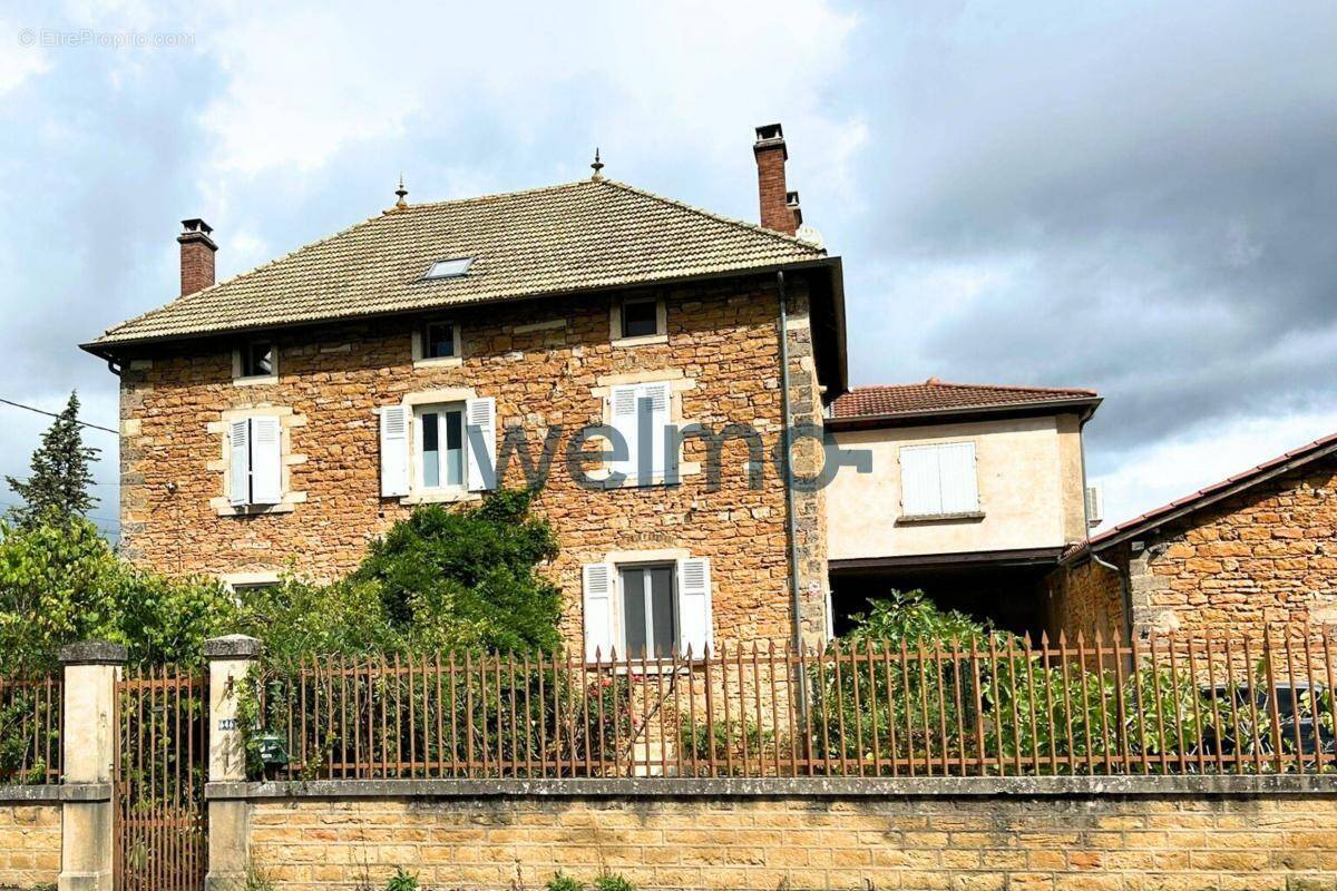 Maison à VILLEFRANCHE-SUR-SAONE