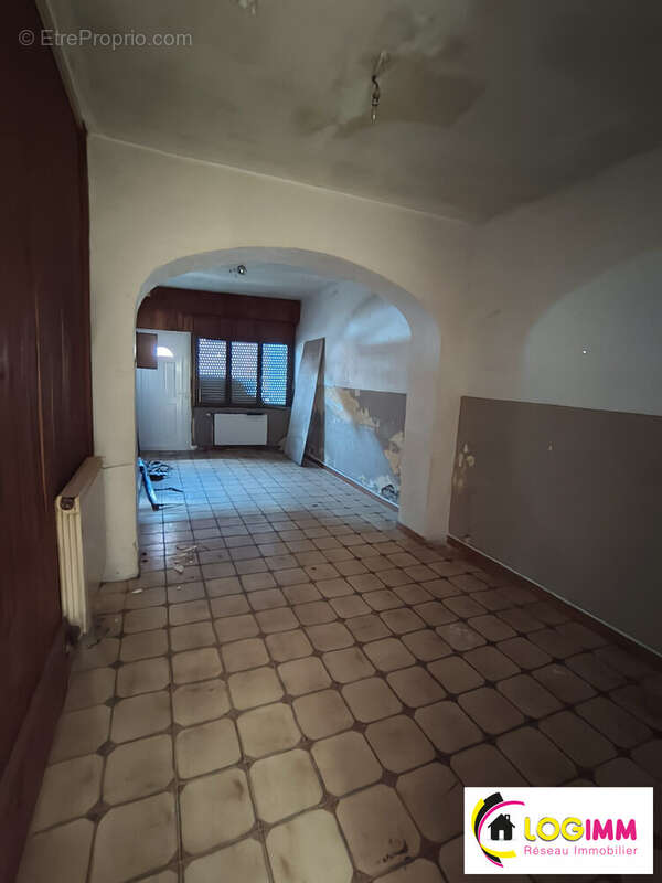Maison 91 m² à Bruay-Sur-L'escaut  - photo 2
