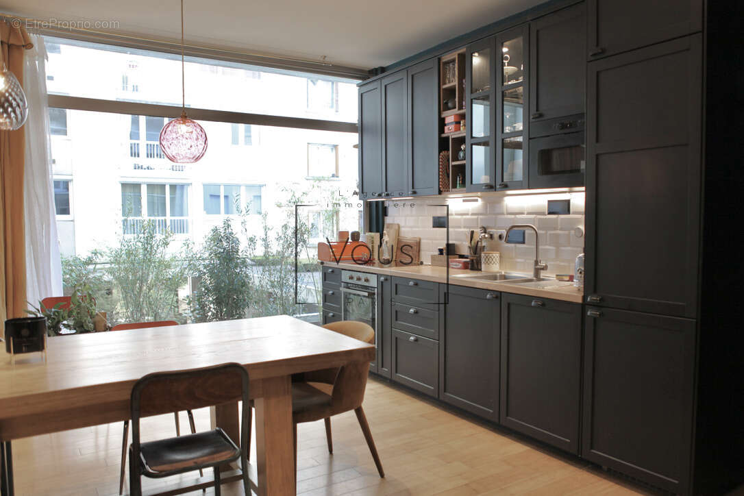 Appartement à PARIS-20E