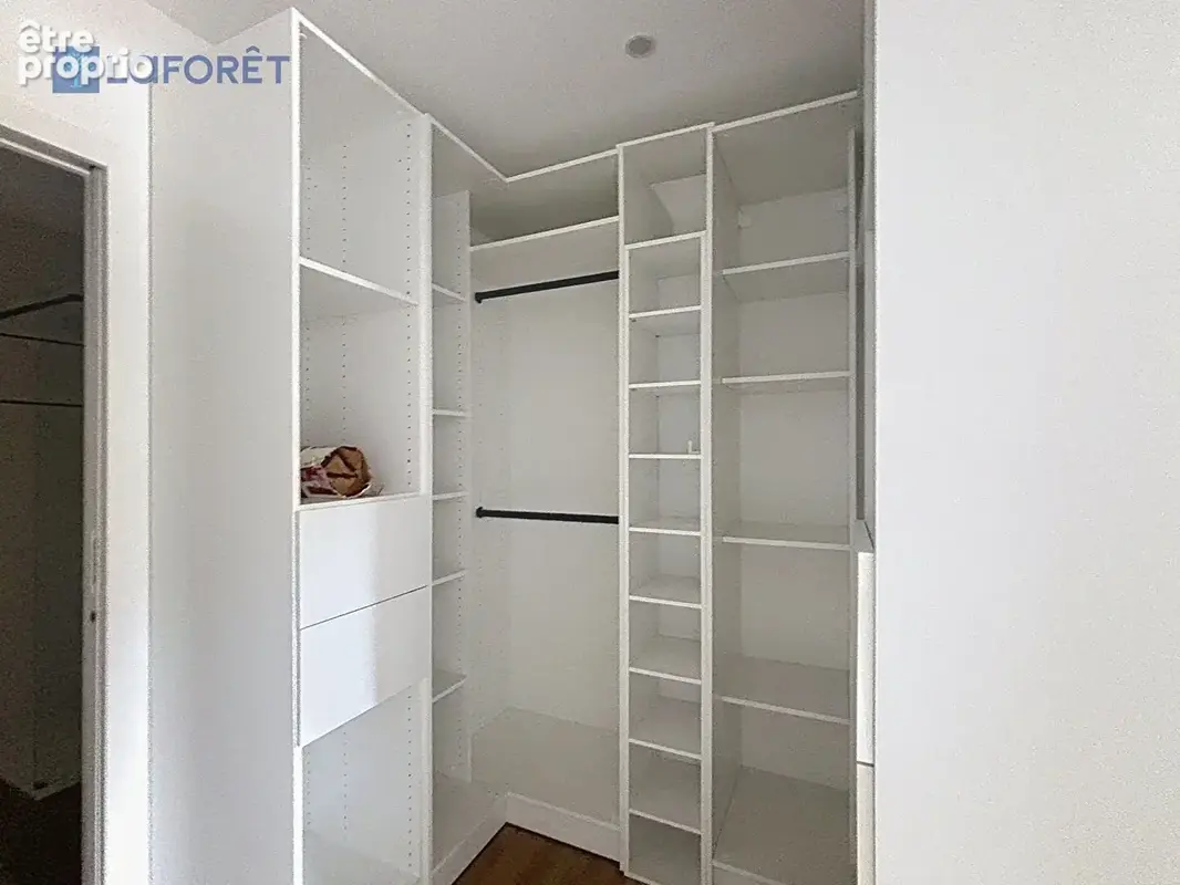 A vendre Maison contemporaine de 2025  Prestations de qualité et cadre privilégié - photo 6