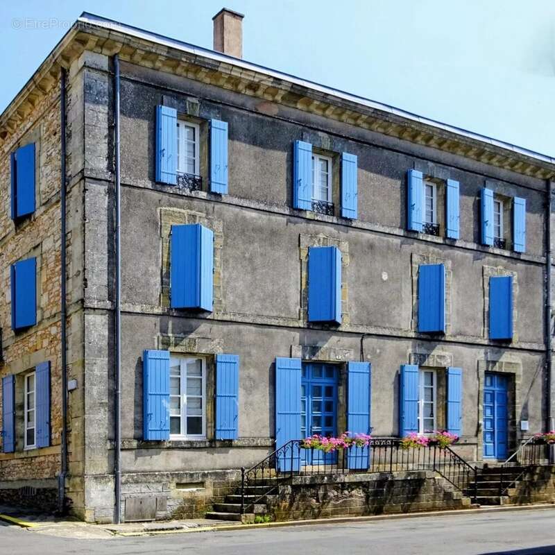 Maison à MONPAZIER
