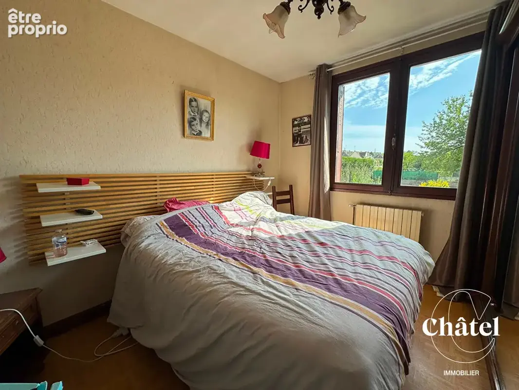 SAINT-MAXIMIN - Maison sur sous-sol et garage - jardin - photo 9