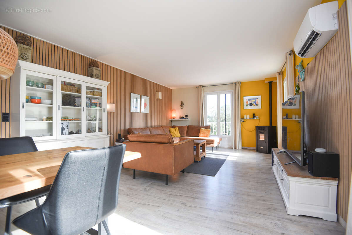 Maison à LORGUES