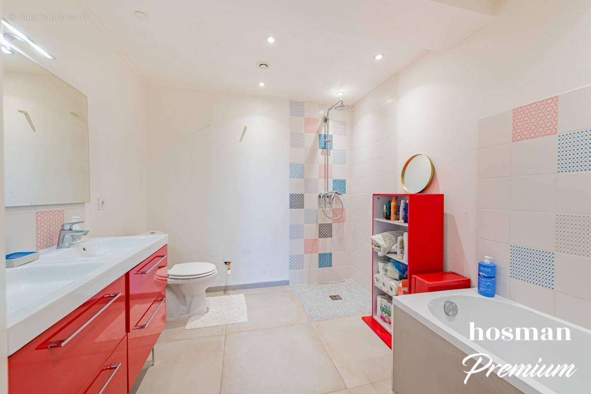 Maison à LE PLESSIS-ROBINSON