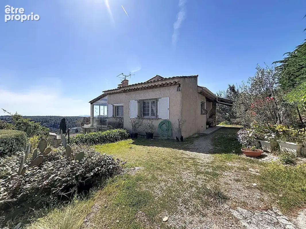 Maison à vendre à Vence avec vue mer  exceptionelle - photo 11