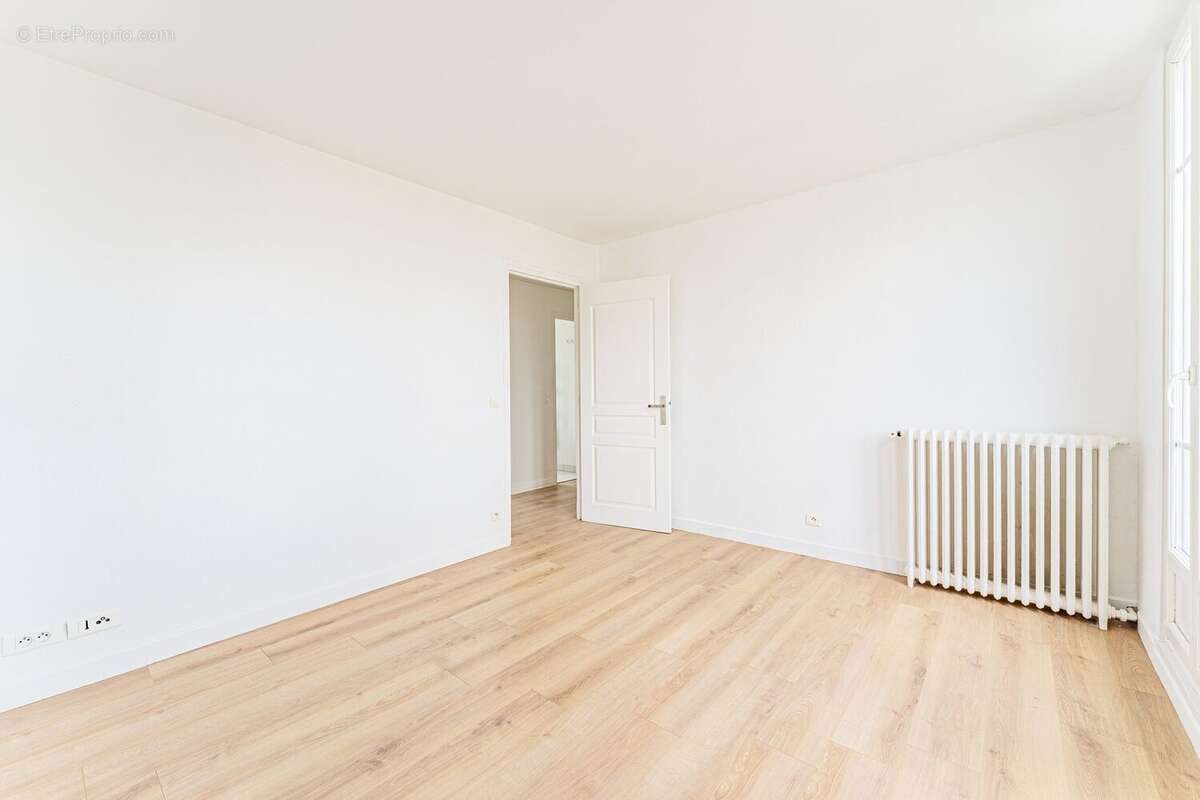 Appartement à COLOMBES