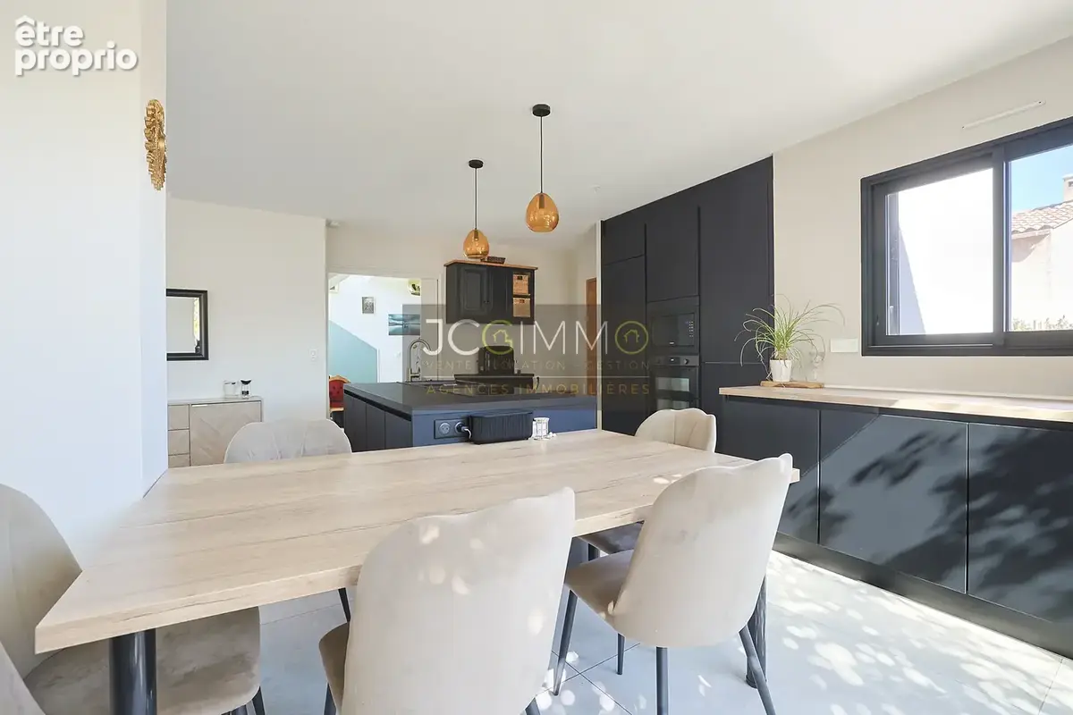 Villa contemporaine -152 m2 avec piscine et double garage à proximité des commodités - photo 7