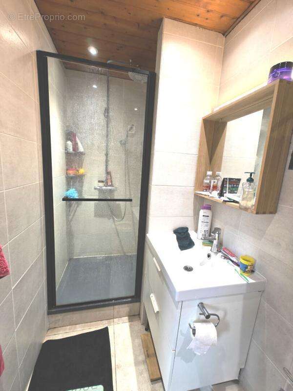 Appartement à VARCES-ALLIERES-ET-RISSET