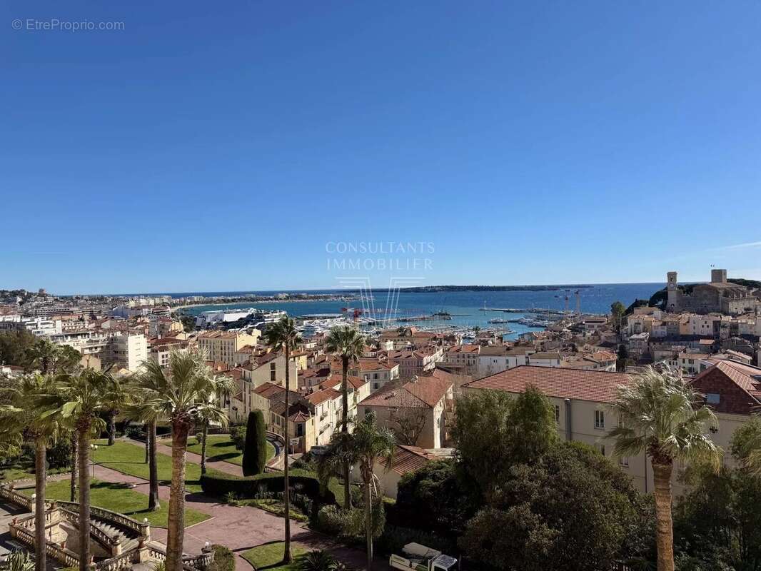 Appartement à CANNES