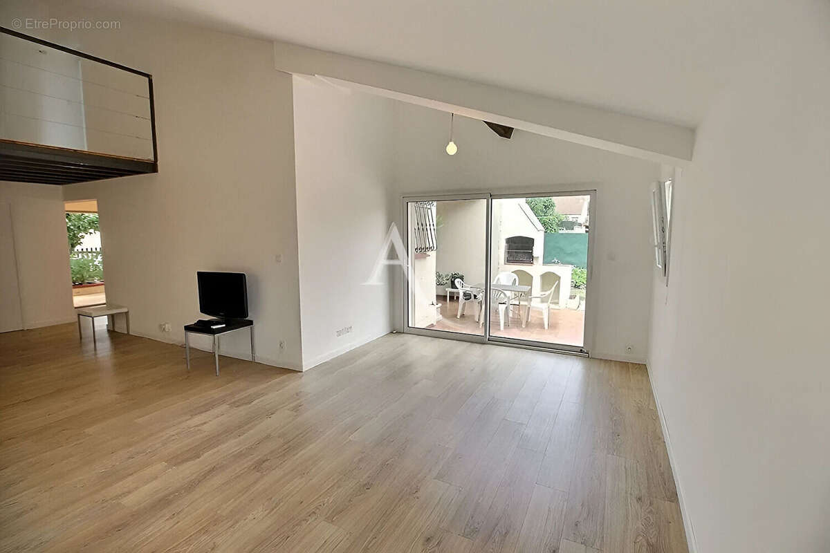 A vendre  cabestany villa 3 faces de 108 m² sur terrain de 400 m² - photo 3