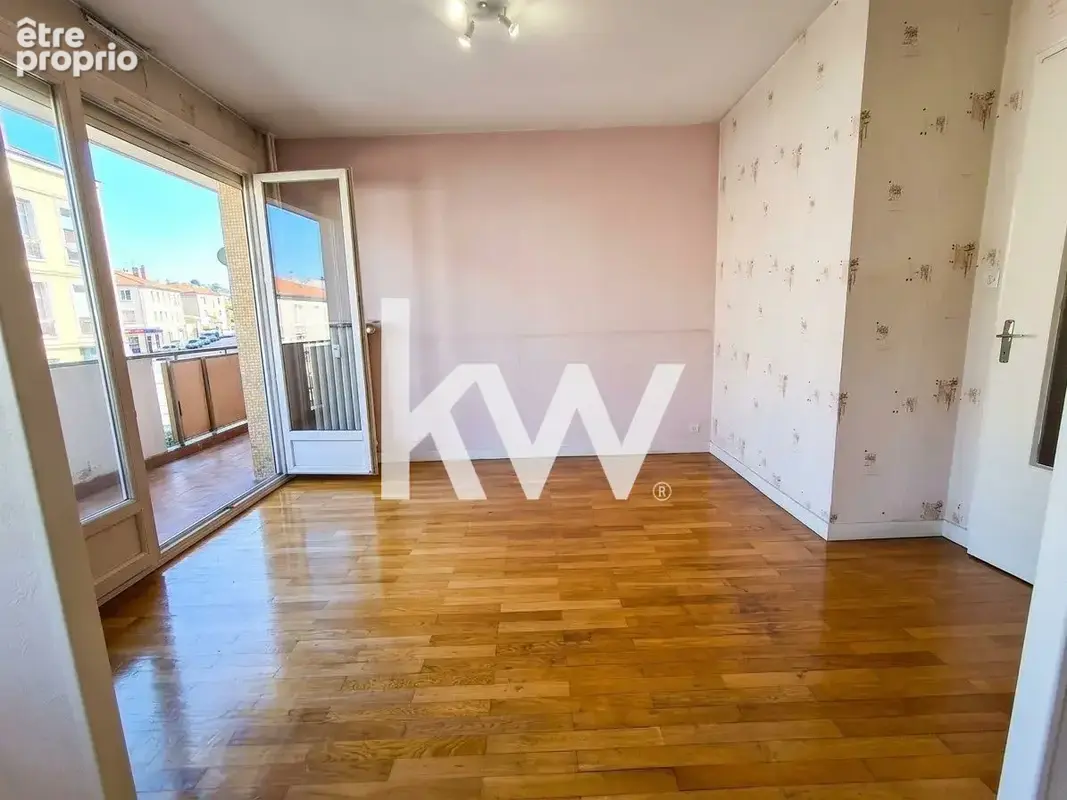 Photo Appartement à Saint-Etienne au prix de 65 000€