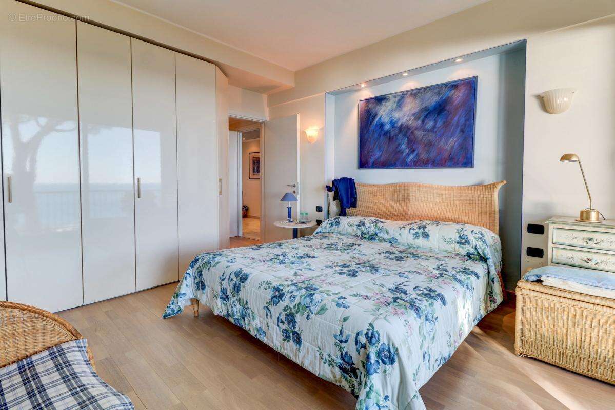 Appartement à VILLEFRANCHE-SUR-MER
