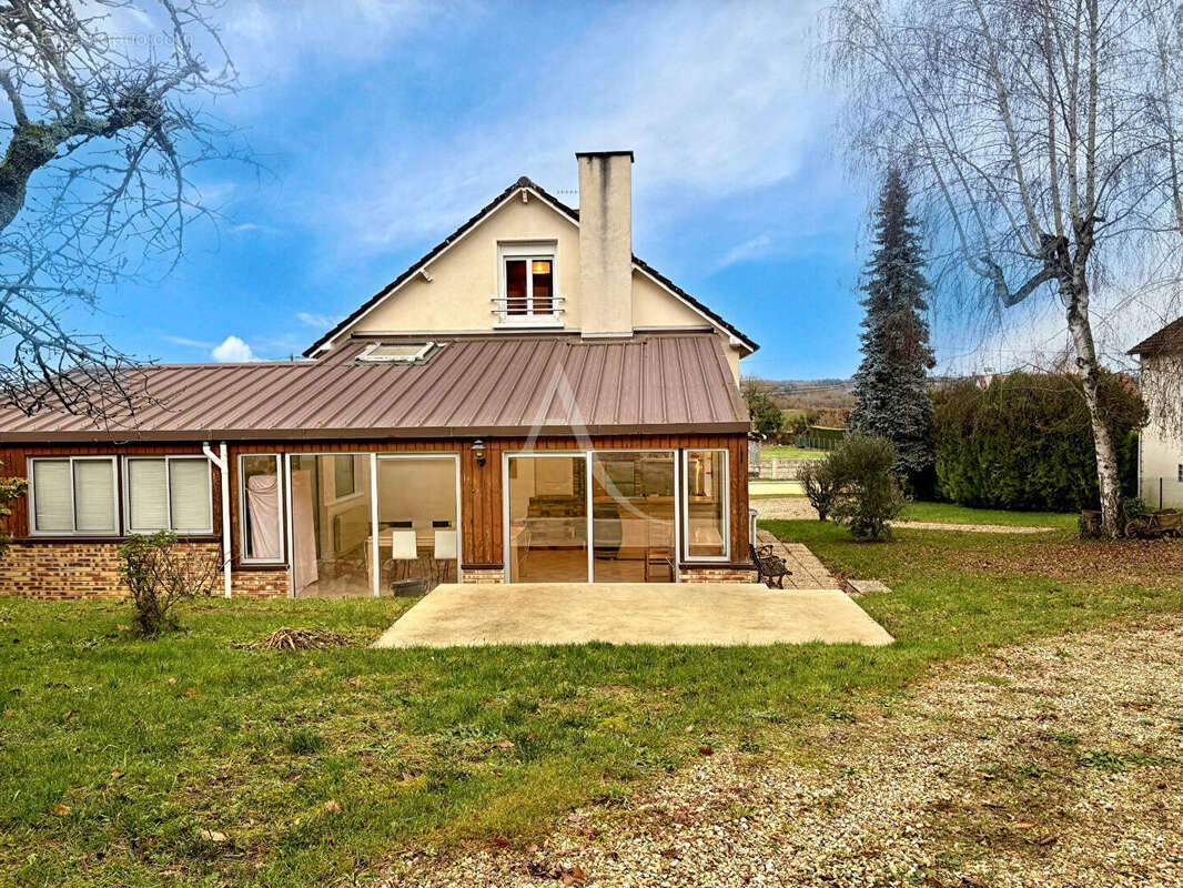 Maison à POUILLE