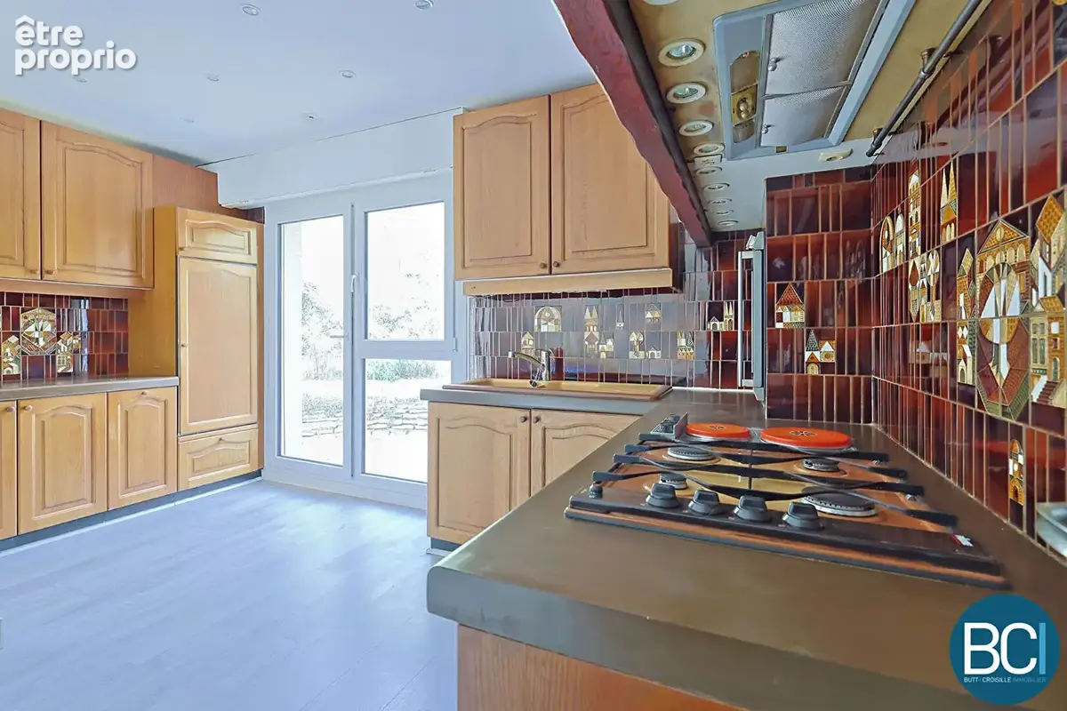 LAY-SAINT-CHRISTOPHE - Maison 8 pièces - 150 m2 - photo 6