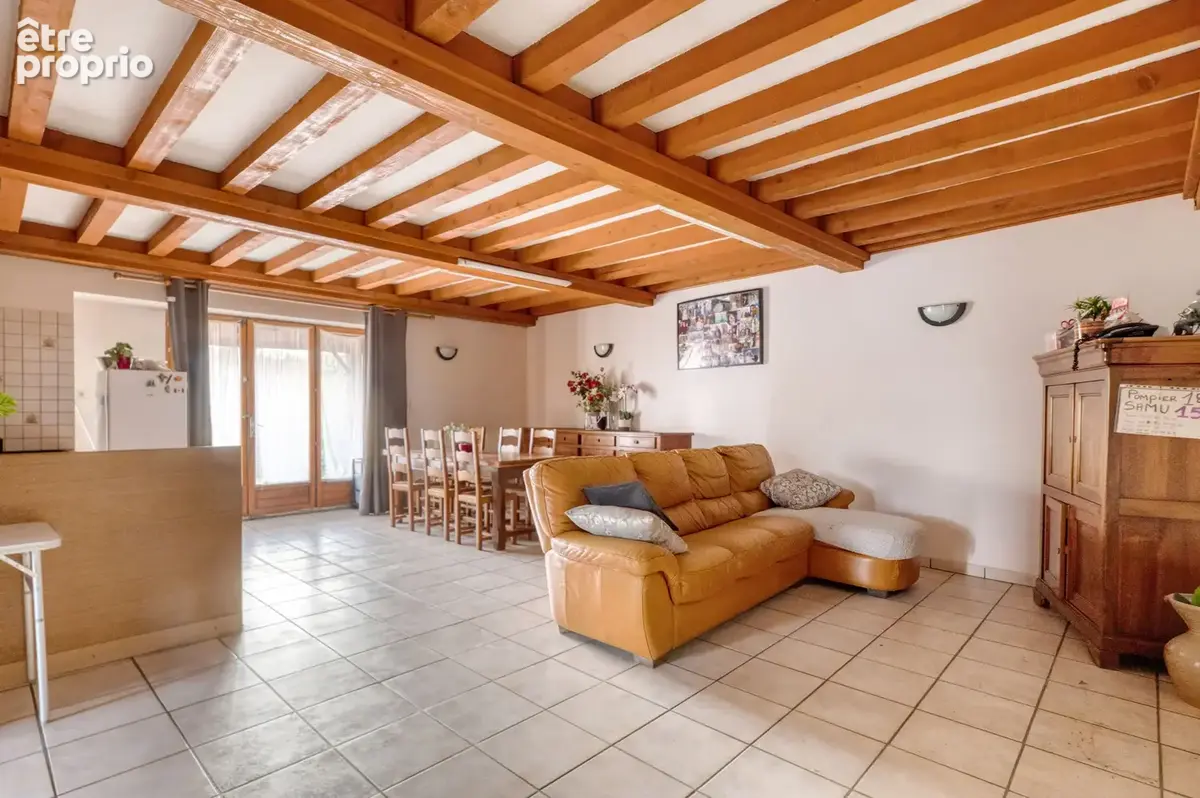 Charmante maison de village entièrement rénovée - 90 m2 sur COLOMBIER-SAUGNIEU - photo 9