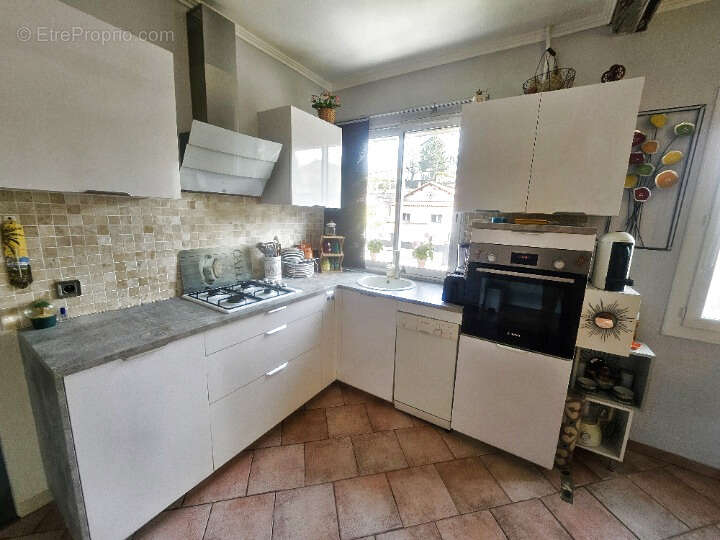 Appartement à MARSEILLE-12E