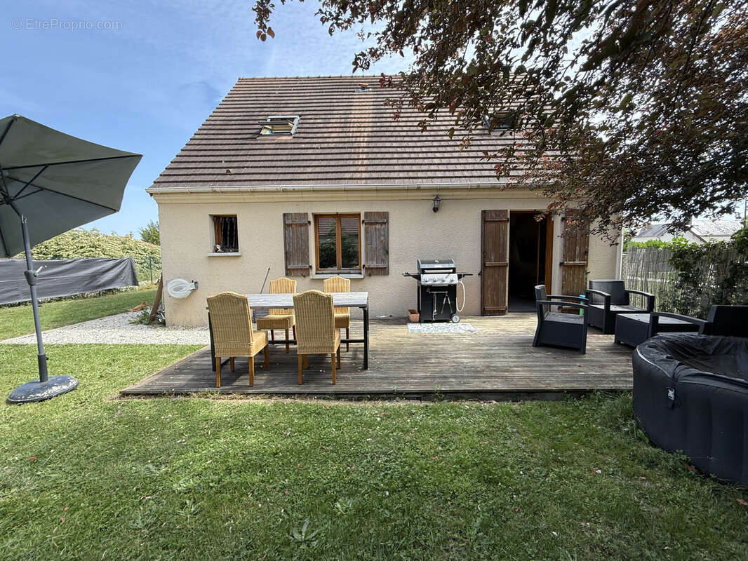 Maison à TRAINOU