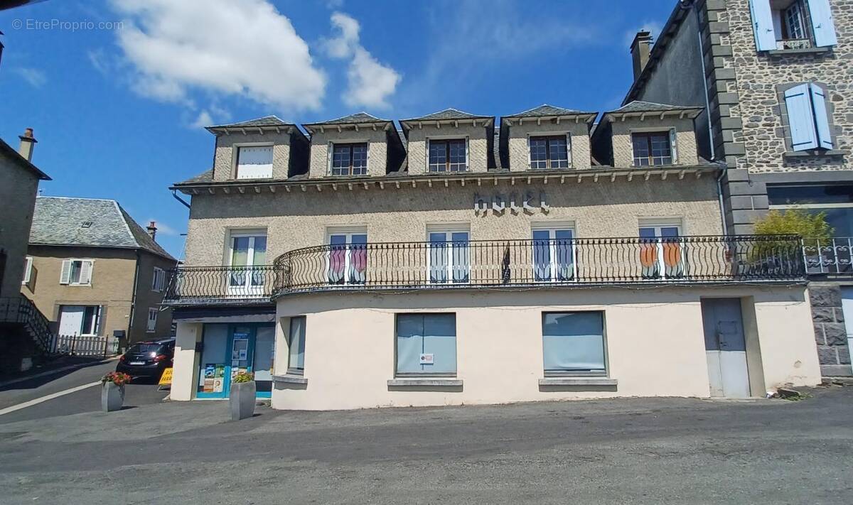 Appartement à NEUVEGLISE