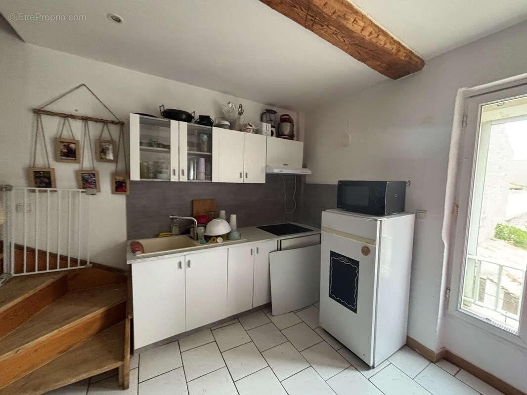 Appartement à NISSAN-LEZ-ENSERUNE