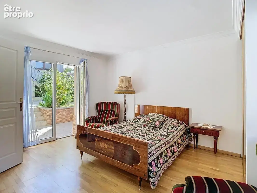 2 maisons (286 m² habitables/352 m² au sol en tout) sur un terrain de 850 m² à 20 MN à pieds du RER D "FOSSES - SURVILLIERS" - photo 14