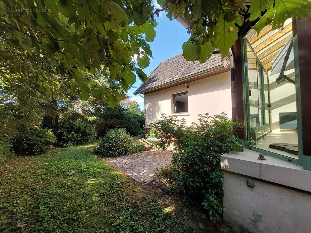 Maison à MONTCEAU-LES-MINES