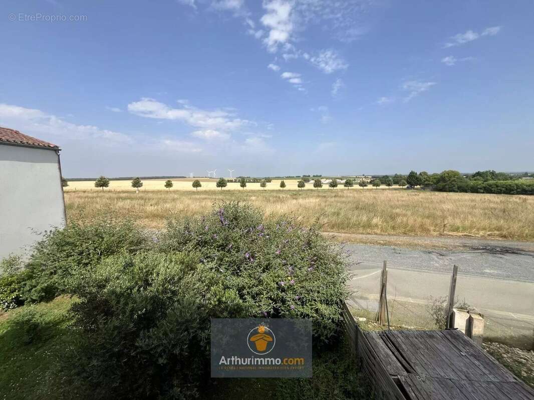 Appartement à COURCON