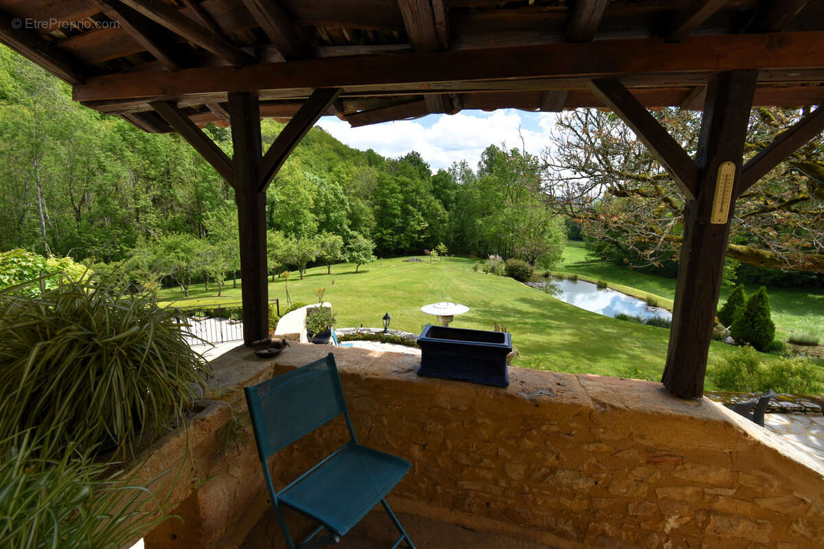Maison à PUY-L'EVEQUE