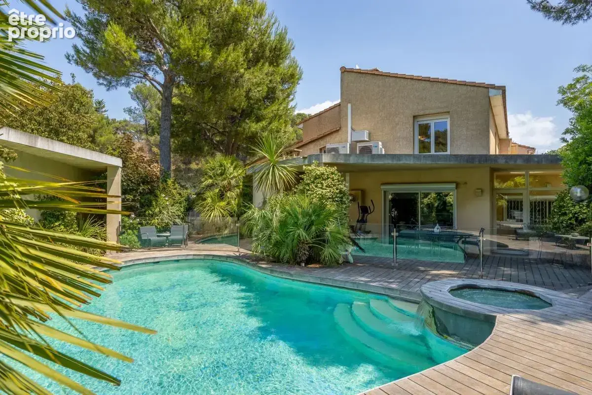 Maison à ROQUEFORT-LA-BEDOULE