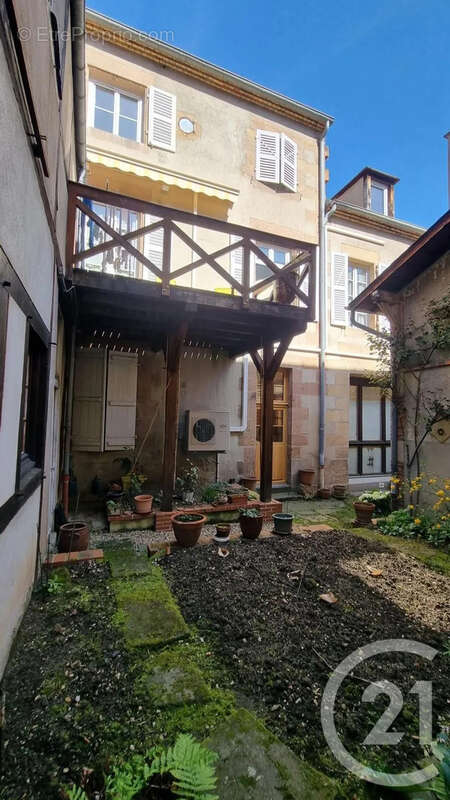 Maison à MOULINS