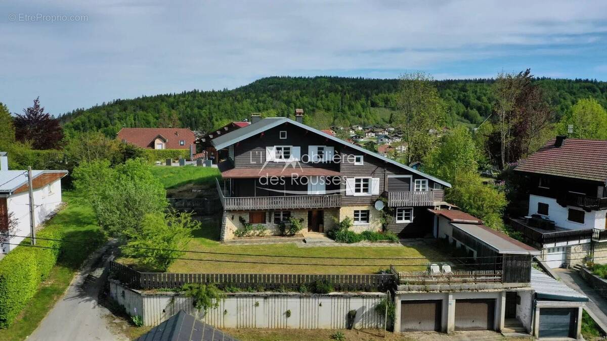 Maison à LES ROUSSES