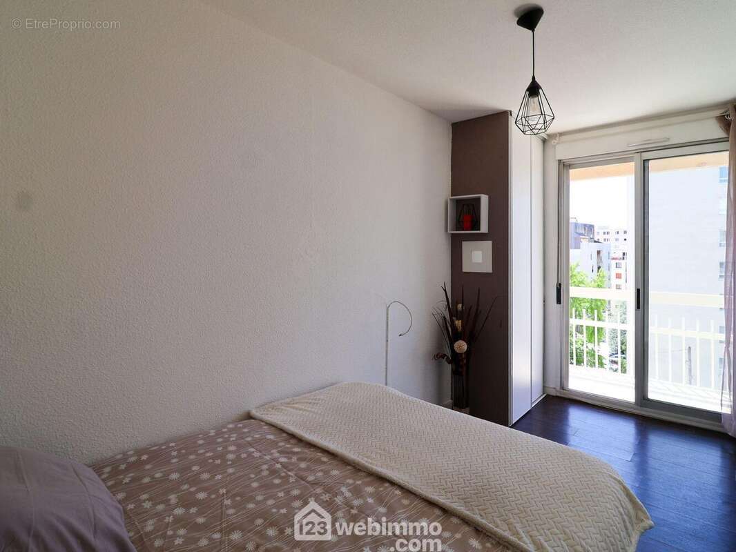 Appartement 34 m² à Marseille-10e  - photo 8