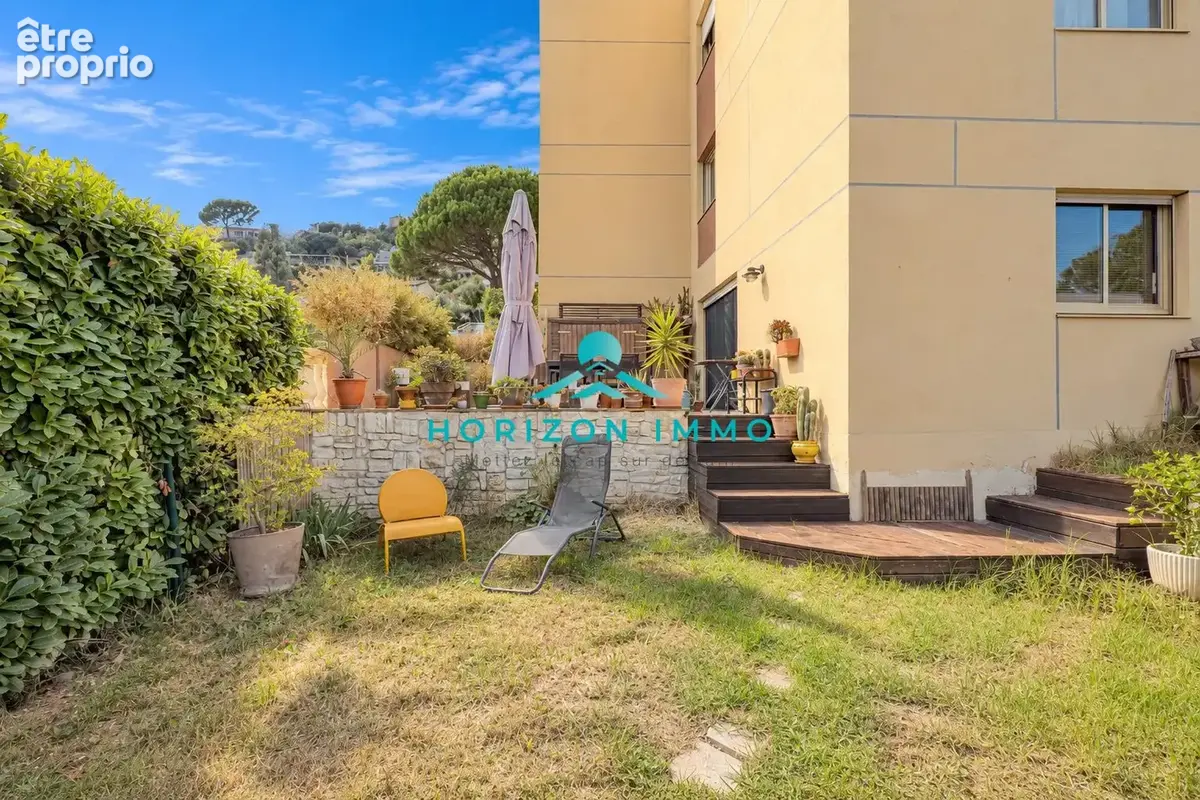 Appartement 3 pièces 64 m² à vendre à Saint-Laurent-Du-Var (06700) - photo 1