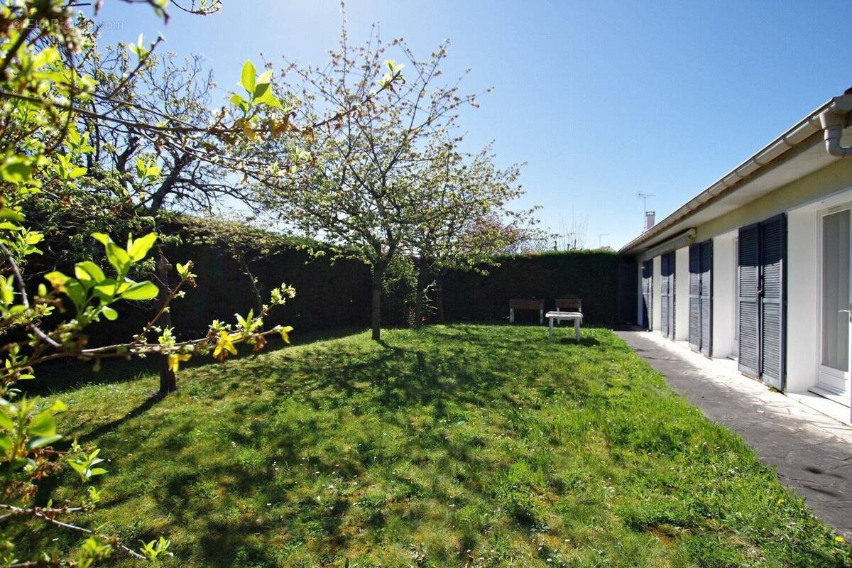 Photo 1 - Maison à VILLECRESNES