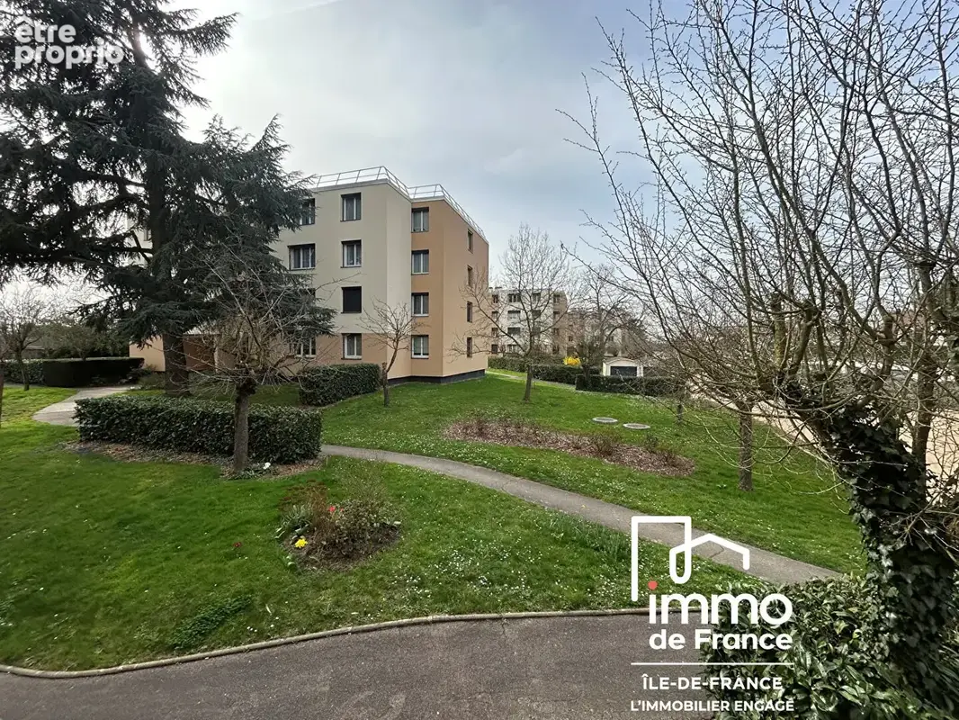 Appartement Sainte Genevieve Des Bois 4 pièce(s) 80 m2 - photo 4