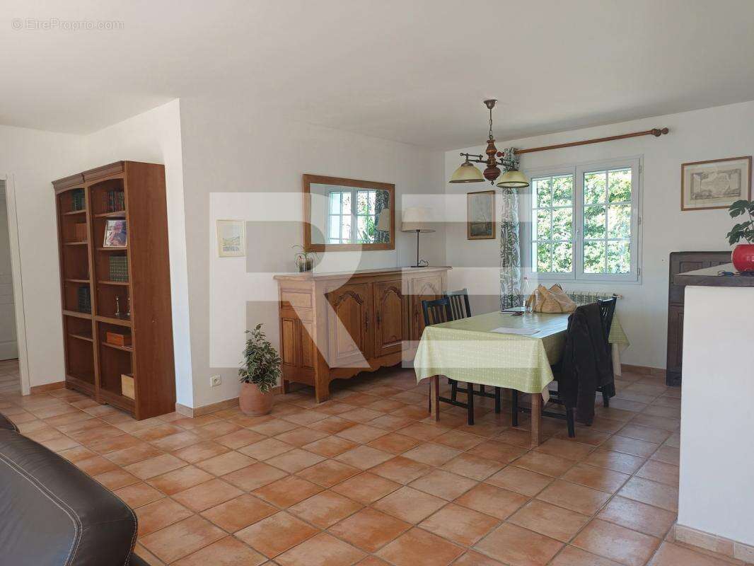 Maison à REDESSAN