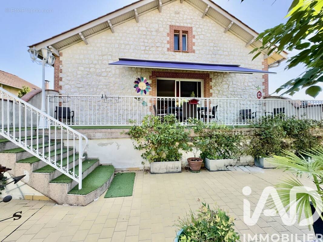 Photo 1 - Maison à CAUSSADE