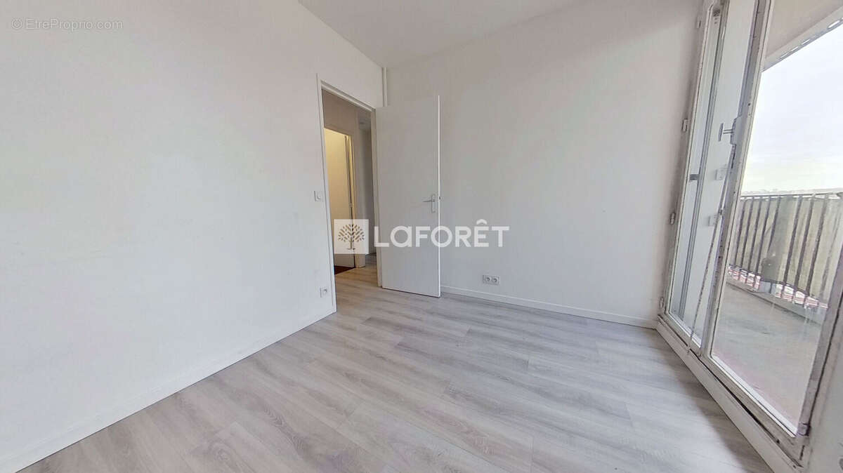 Appartement à BONDY