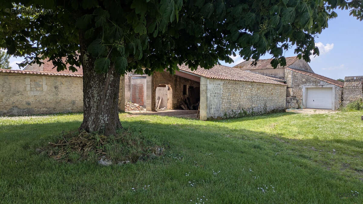 Maison à SABLONCEAUX