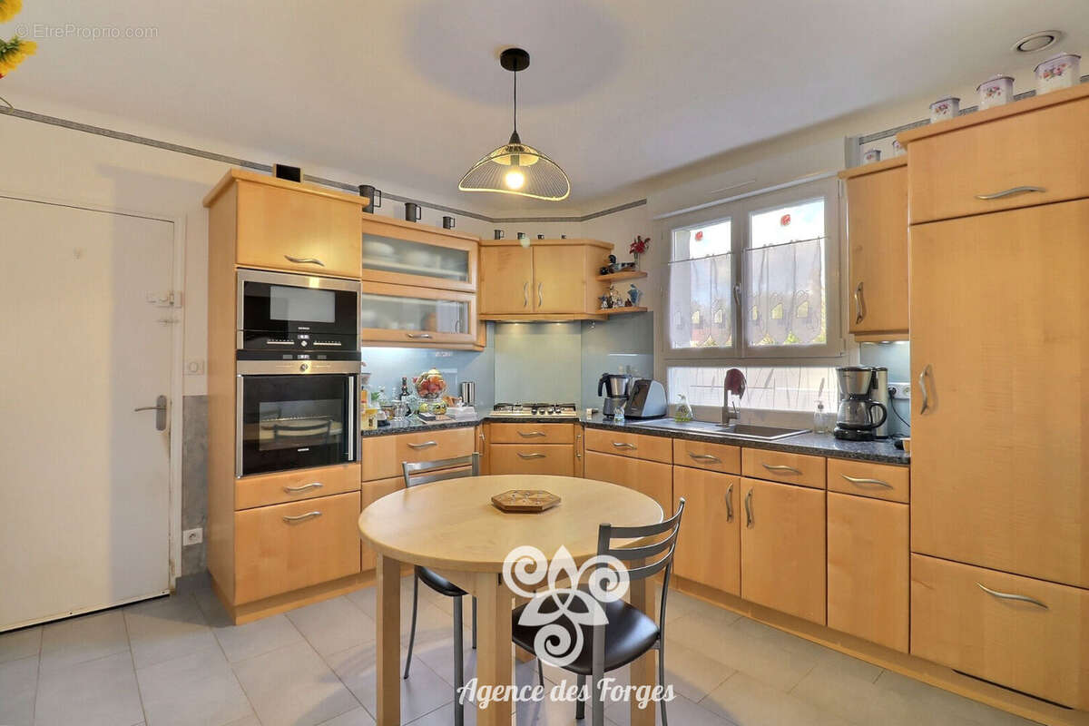 Maison à LE LANDREAU